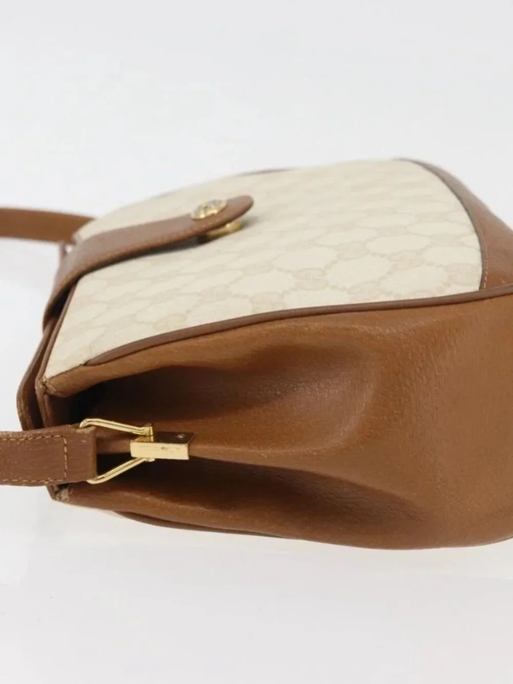 GUCCI GG Supreme Shoulder Bag PVC White Gold 116 02 076 Auth